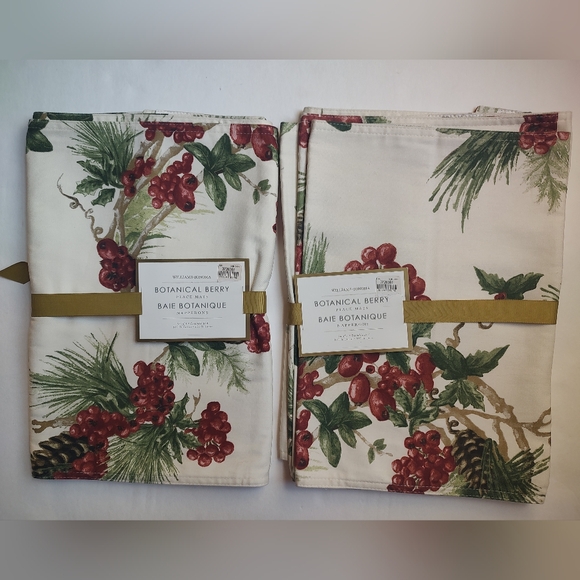 Williams Sonoma Botanical Berry 8 pc Placemats Green Red White Cream Place Mat s